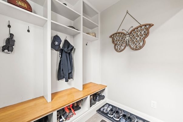 Interior, Walk-in Closets