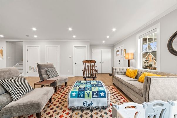 Interior, Living room, Recessed Lighting, Wood Texture Flooring