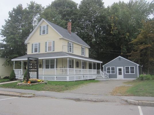 Exterior, Facade, Queen Anne Victorian