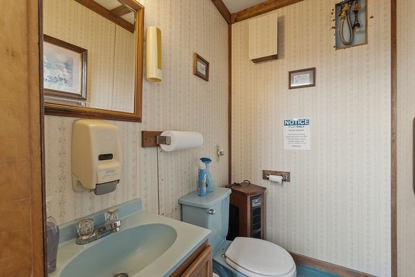 Bathroom, Interior