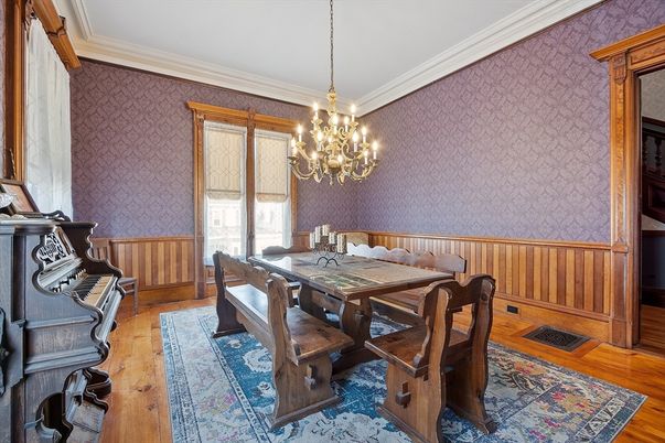 Chandelier, Dining room, Interior, Piano, Wood Texture Flooring