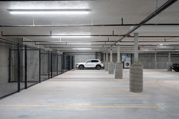 Garage, Interior