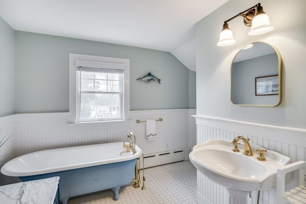 Bathroom, Dual Sink Vanities, Free Standing Baths, Interior