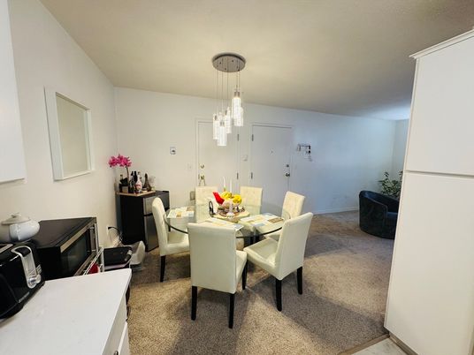 Dining room, Interior, Pendant Lights
