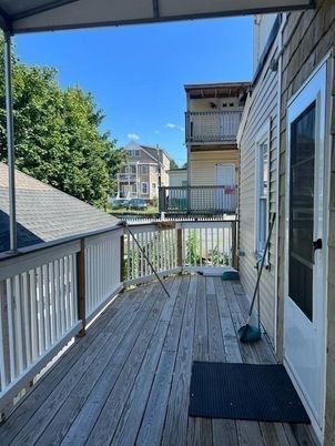 Exterior, Wood Texture Flooring