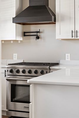 Interior, Kitchen, Stainless Steel Appliances