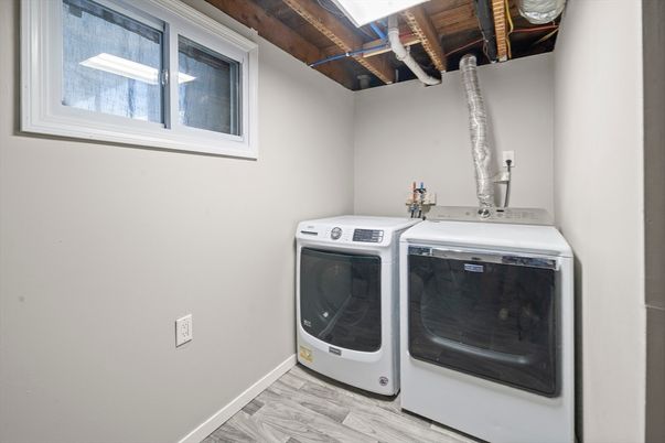 Interior, Washer, Wooden Beams, Wooden Ceilings, Wood Texture Flooring