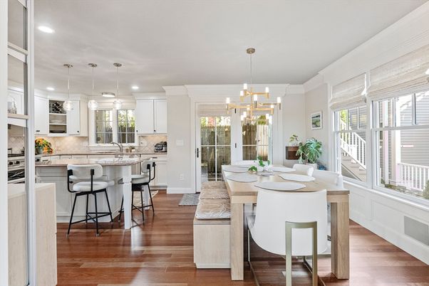 Dining room, Interior, Kitchen, Pendant Lights, Recessed Lighting, Wood Texture Flooring
