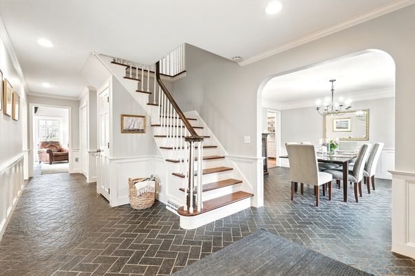 Chandelier, Dining room, Interior, Recessed Lighting