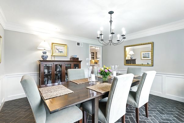 Chandelier, Dining room, Interior