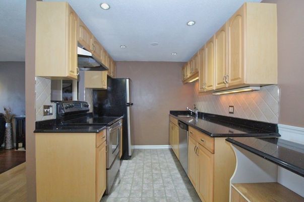 Interior, Kitchen, Recessed Lighting