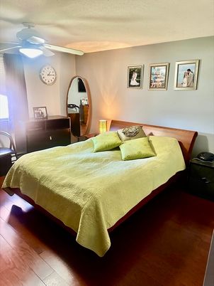 Bedroom, Interior, Wood Texture Flooring