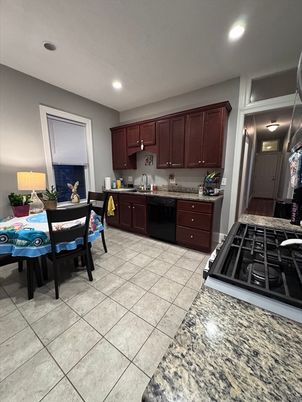 Dining room, Interior, Kitchen, Recessed Lighting