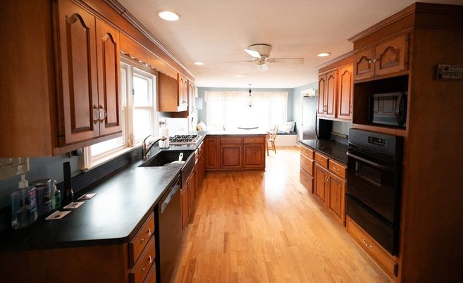 Interior, Kitchen, Recessed Lighting, Wood Texture Flooring
