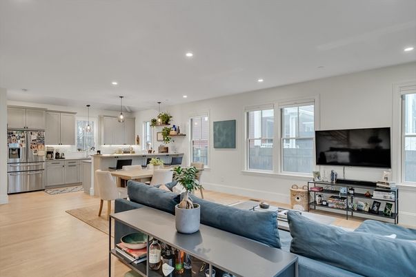 Dining room, Interior, Kitchen, Living room, Pendant Lights, Recessed Lighting, Stainless Steel Appliances, Wood Texture Flooring