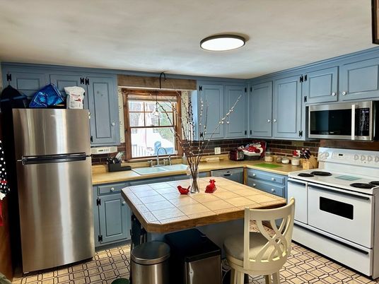 Interior, Kitchen, Stainless Steel Appliances, Tile Countertops