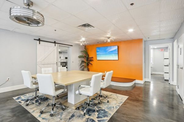 Dining room, Interior, Recessed Lighting