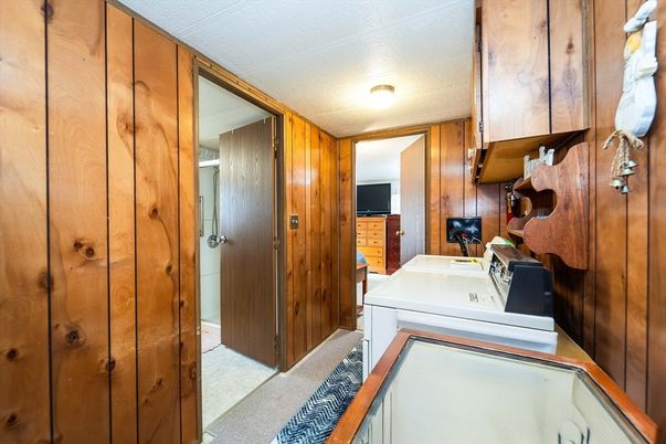 Interior, Washer, Wooden Walls