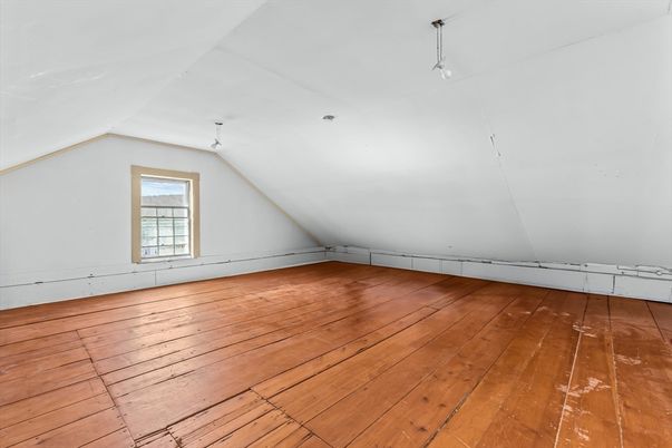 Empty room, Interior, Pendant Lights, Wood Texture Flooring