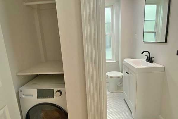 Interior, Washer