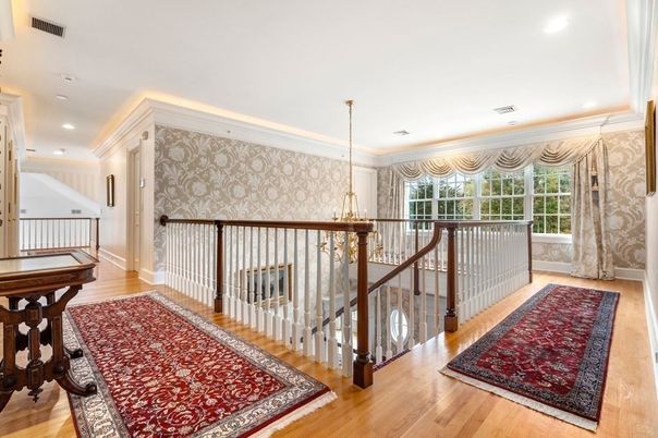 Interior, Pendant Lights, Recessed Lighting, Wood Texture Flooring