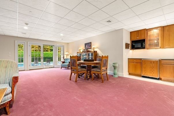 Dining room, Interior, Recessed Lighting