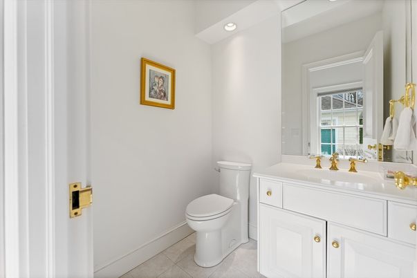 Bathroom, Interior, Recessed Lighting