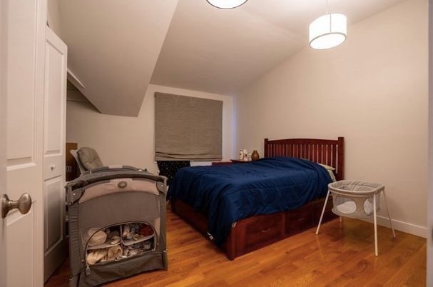 Bedroom, Fireplace, Interior, Pendant Lights, Wood Texture Flooring