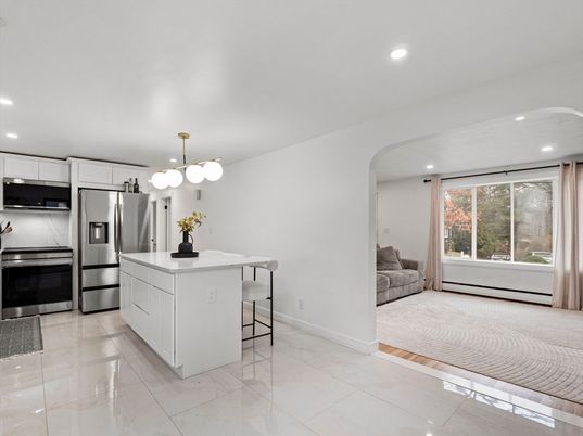 Interior, Kitchen, Pendant Lights, Recessed Lighting, Stainless Steel Appliances