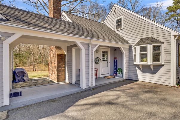 Exterior, Facade, Cape Cod