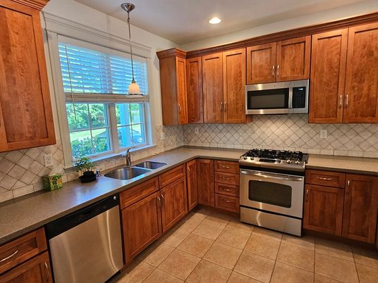 Interior, Kitchen, Pendant Lights, Recessed Lighting, Stainless Steel Appliances