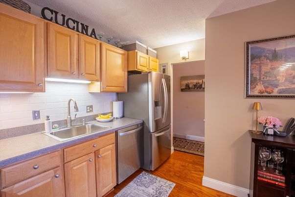 Interior, Kitchen, Stainless Steel Appliances, Wood Texture Flooring