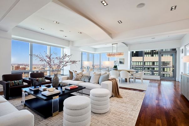 Chandelier, Dining room, Interior, Living room, Recessed Lighting, Wood Texture Flooring