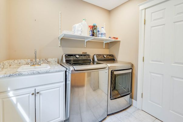 Interior, Washer
