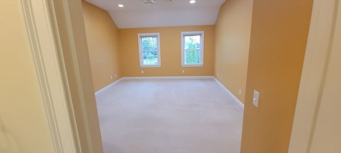 Empty room, Interior, Recessed Lighting