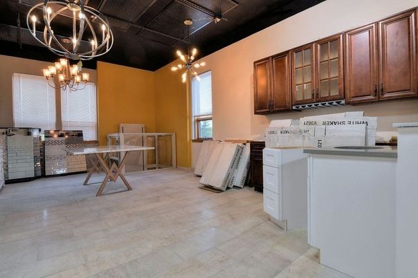 Chandelier, Dining room, Interior, Kitchen, Pendant Lights