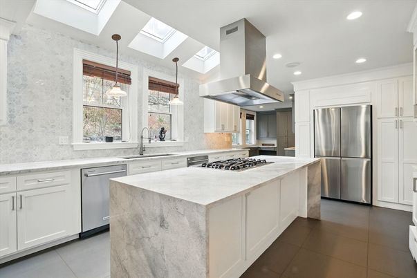 Interior, Kitchen, Pendant Lights, Recessed Lighting, Stainless Steel Appliances