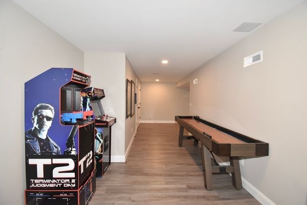 Billiard Table, Game Room, Interior, Recessed Lighting, Wood Texture Flooring
