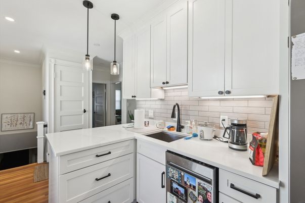 Interior, Kitchen, Pendant Lights, Recessed Lighting, Wood Texture Flooring