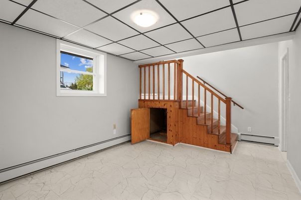Empty room, Interior, Marble
