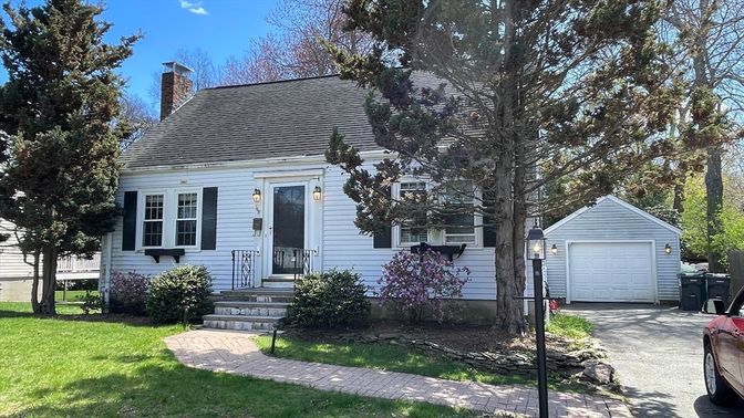 Detached Garage, Exterior