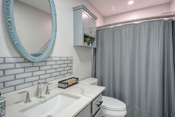 Bathroom, Interior, Recessed Lighting