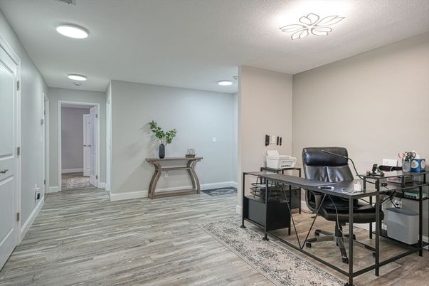 Home Office, Interior, Recessed Lighting, Wood Texture Flooring