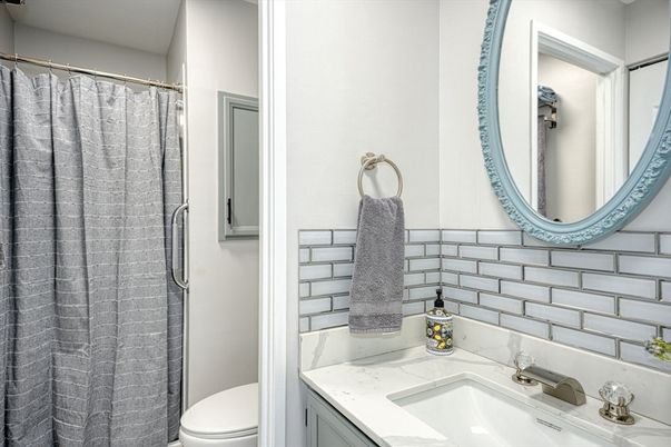 Bathroom, Interior