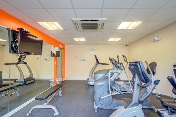 Fitness Equipment, Interior, Recessed Lighting