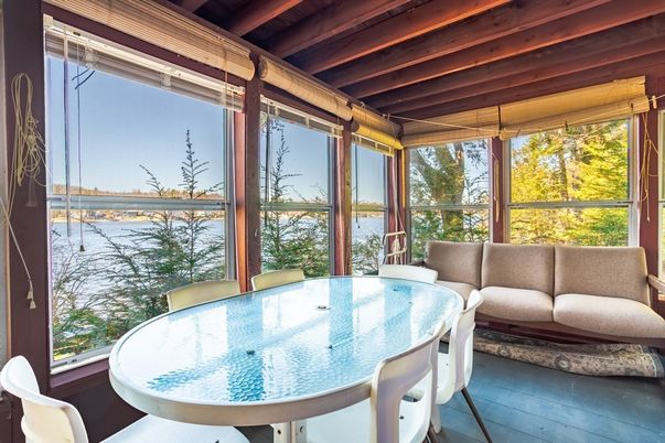Dining room, Interior, Sun Room, Water, Wooden Beams, Wooden Ceilings, Wood Texture Flooring