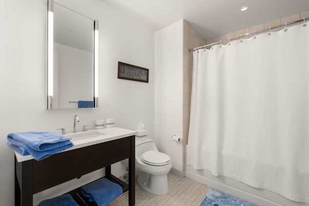 Bathroom, Interior, Recessed Lighting