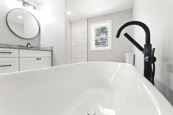 Bathroom, Free Standing Baths, Interior, Recessed Lighting