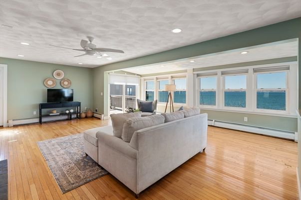 Interior, Living room, Recessed Lighting, Water, Wood Texture Flooring