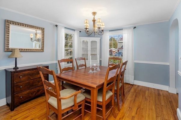 Chandelier, Dining room, Interior, Wood Texture Flooring